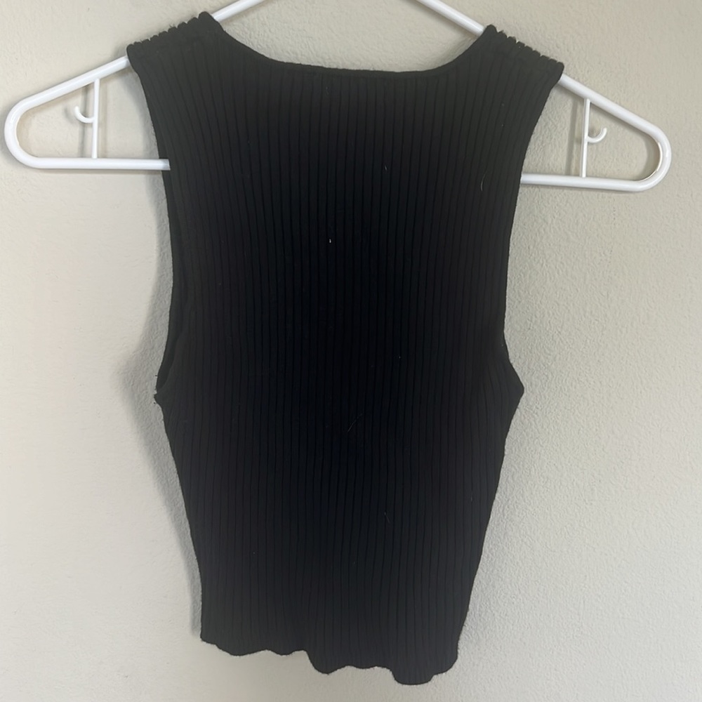 Forever 21 Crop Tops. Lavender long sleeved and black tank. lot of 2 - Picture 7 of 7